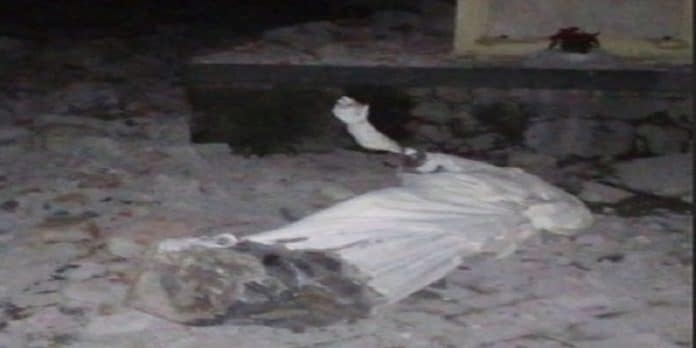 Terremoto Catania crolla statua santo