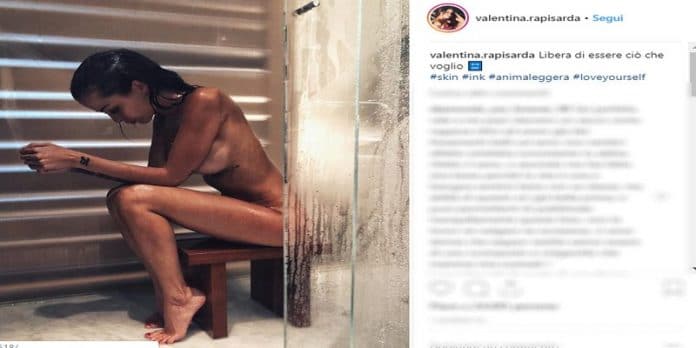 Uomini e Donne, Valentina Rapisarda nuda in doccia, ecco la foto da censura