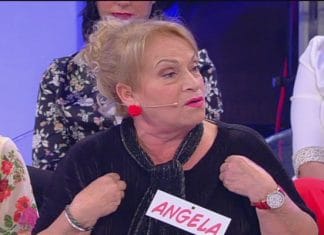 Uomini e Donne, Angela Di Iorio contro Sperti: “Faccia di….”