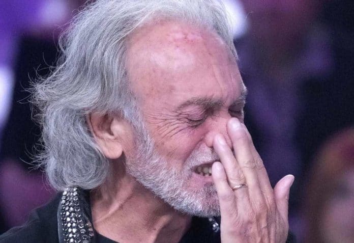 Riccardo Fogli piange a Verissimo