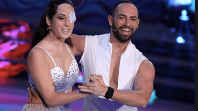 Gessica Notaro balla a Ballando con le Stelle con Stefano Oradei