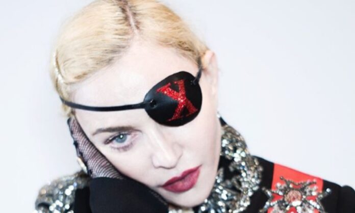 Madonna annuncia una nuova pausa
