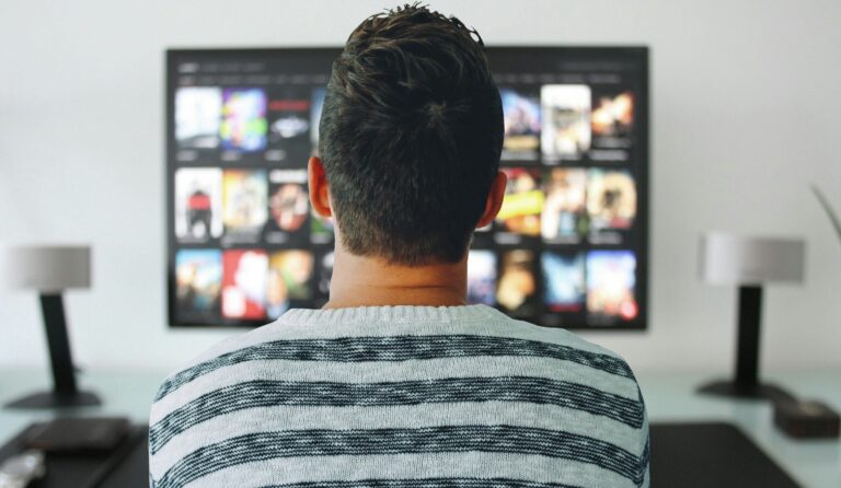 Cosa guardare in TV, un sito ce lo consiglia ogni giorno