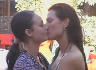 Rosalinda e Dayane bacio
