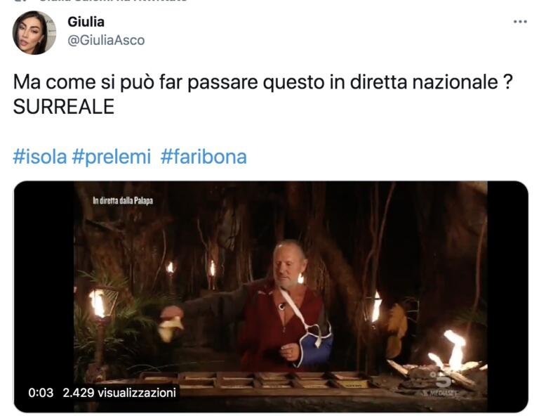 Tweet di Giulia Salemi